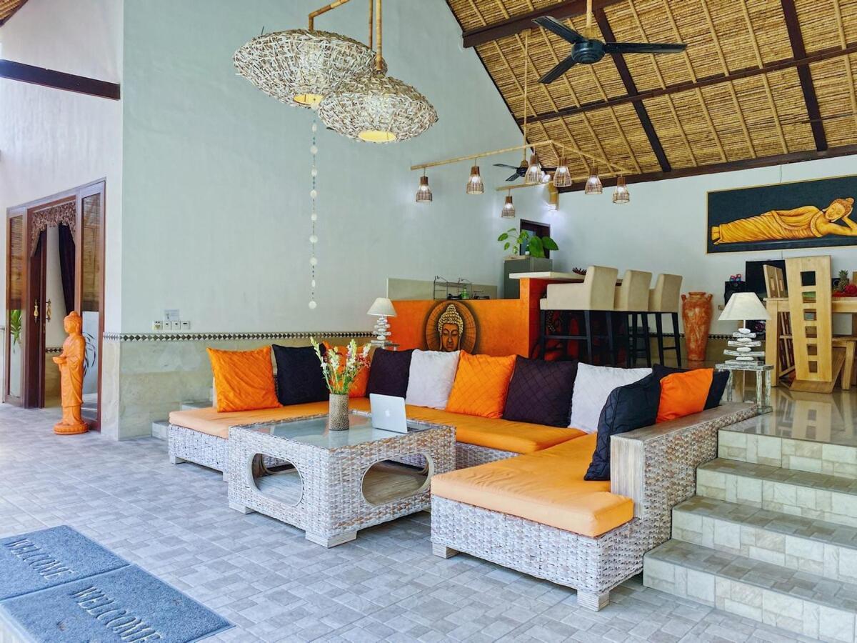 Villa Asyik Seminyak (Bali)